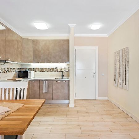 Ocean Smart Home, Hi-End Services, Media Streaming アデヘ エクステリア 写真